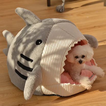 A pet bed for cats and dogs