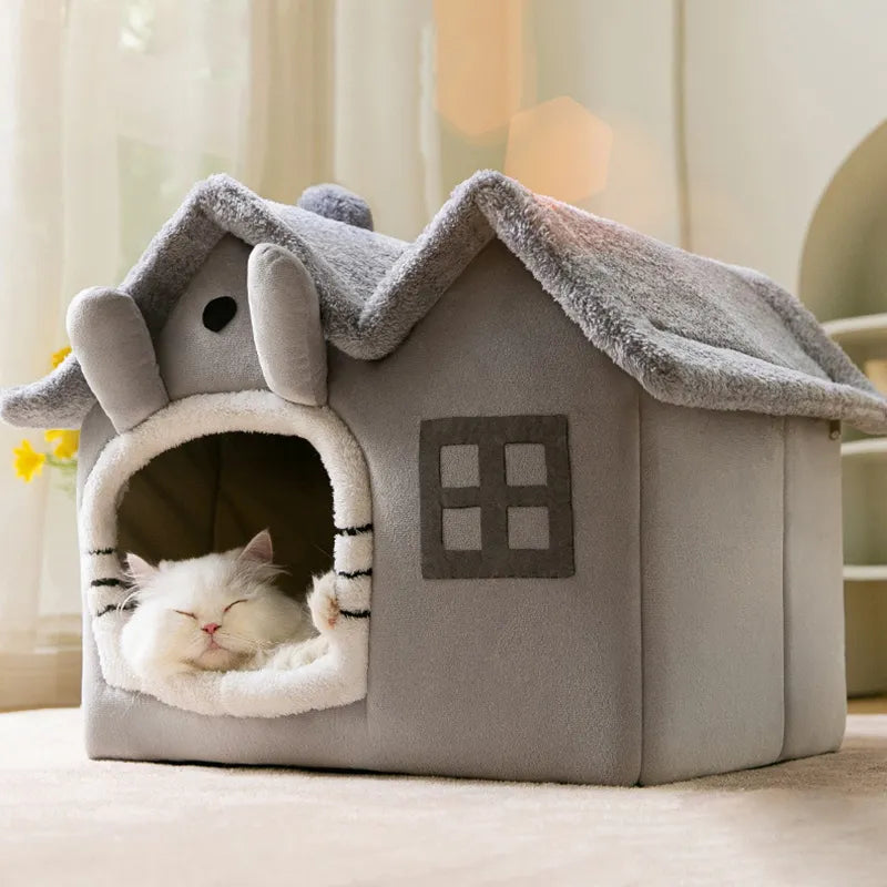 Foldable house for dogs and cats